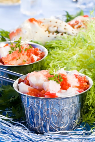 Salade de crabe, mangue et tofu mariné