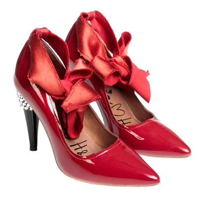 Chaussures rouges à rubans
