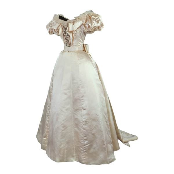 La robe de mariée s'invite au Musée McCord 
