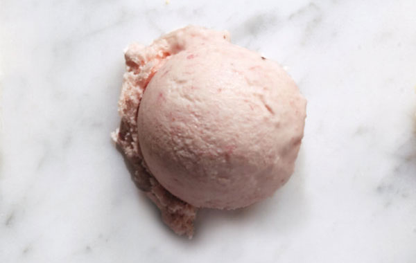 Les p'tites vites: crème glacée à la rhubarbe