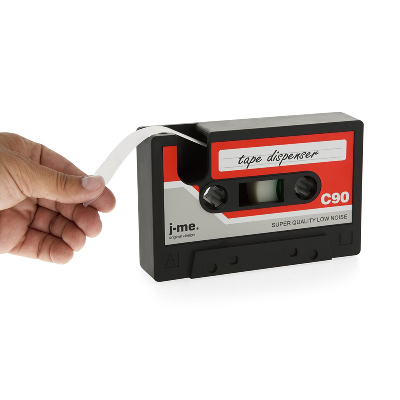 <h1>Cassette distributrice de ruban adhésif</h1>
<p><a href="https://www.nuspace.ca/fr/decoration-accessoires/fournitures-bureau-design/polarouleau" target="_blank">Nüspace</a>, 19,95 $</p>
