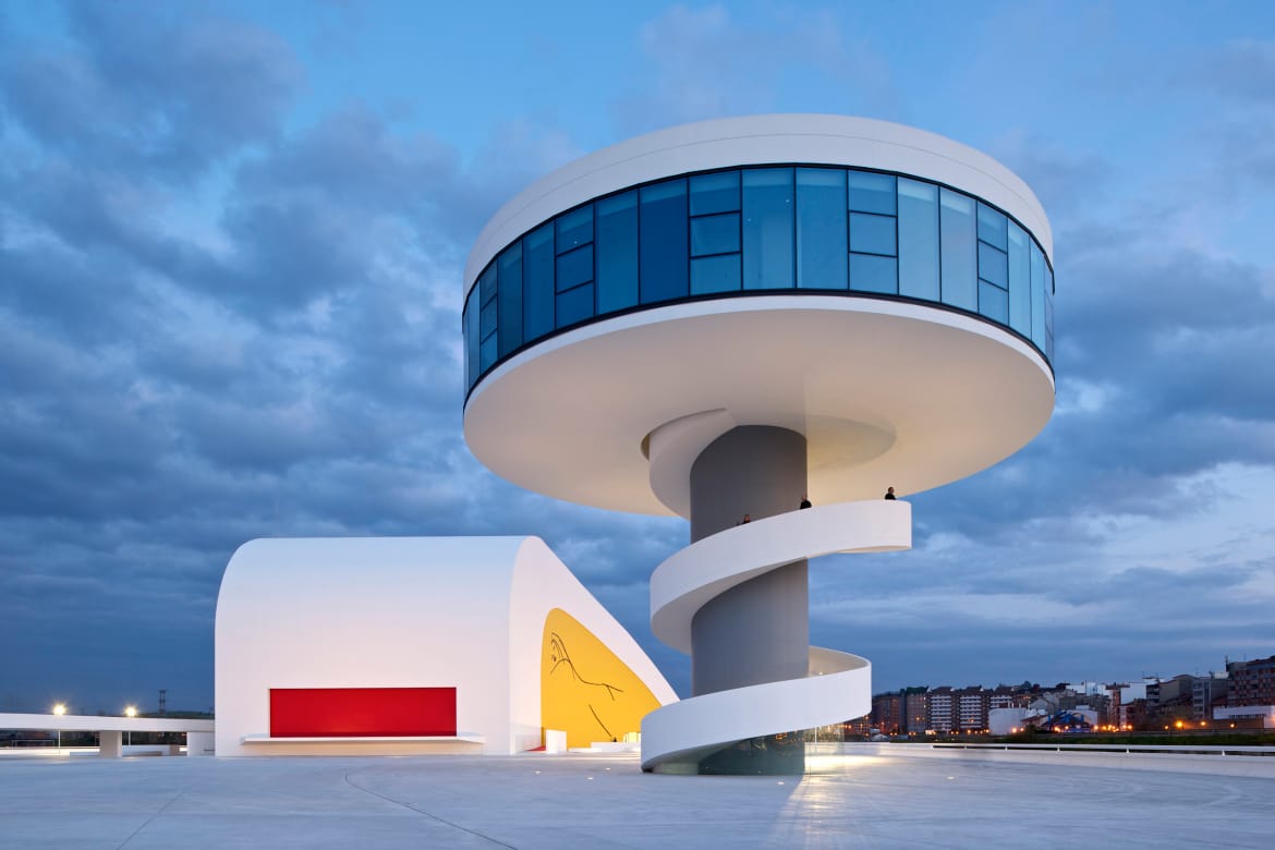 Centro Internacional Niemeyer, Brésil