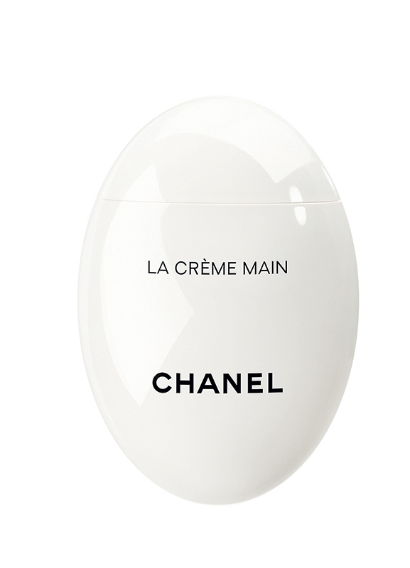 <p>Crème La crème main, <a href="https://www.chanel.com/fr_CA/parfums-beaute/soin/c/la-creme-main.html" target="_blank">Chanel</a>, 70 $</p>
