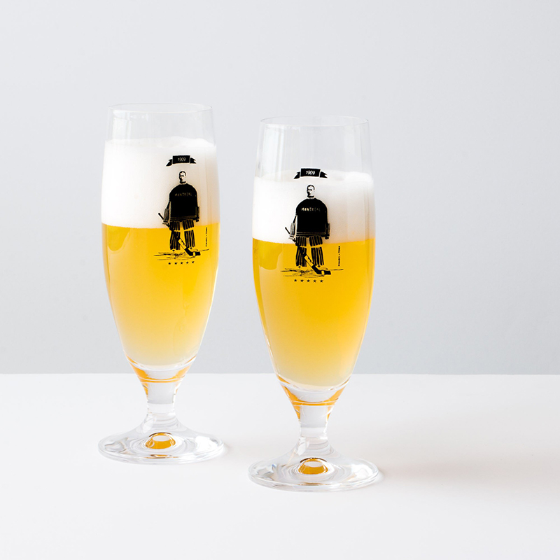 <h2>Verres à bière, design par Toma, <a href="https://fr.chicbasta.com/collections/drinking/products/the-doorman-beer-glass" target="_blank" rel="noopener">Chic & Basta</a>, 20 $ le verre</h2>
