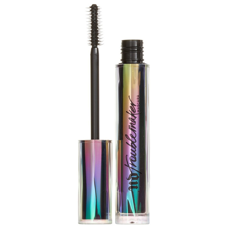<h2>Mascara Troublemaker, <a href="https://www.sephora.com/product/ud-troublemaker-mascara-P422867" target="_blank" rel="noopener">Urban Decay</a>, 30 $</h2>
