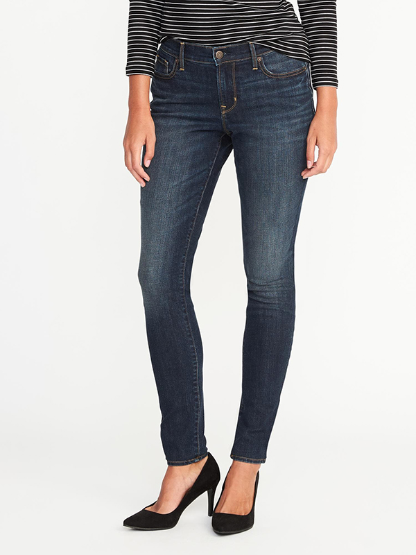 <p>Jean, <a href="http://oldnavy.gapcanada.ca/browse/product.do?userSearchText=781348&pid=781348103" target="_blank" rel="noopener">oldnavy.ca</a>, 31,50 $</p>
