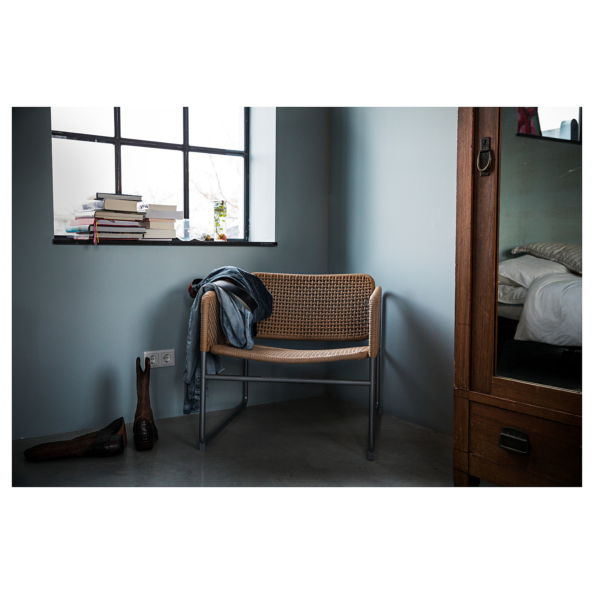 <h2><a href="https://www.ikea.com/ca/fr/catalog/products/00392649/" target="_blank" rel="noopener">Fauteuil</a></h2>
<p>INDUSTRIELL</p>
<p>129 $</p>
