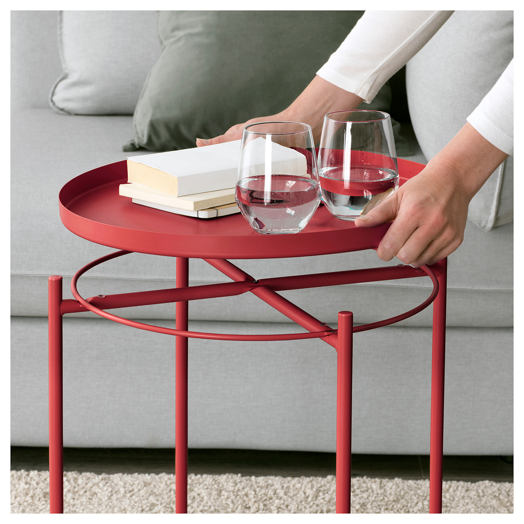 <h2><a href="https://www.ikea.com/ca/fr/catalog/products/10411992/" target="_blank" rel="noopener">Table-plateau</a></h2>
<p>GLADOM</p>
<p>24,99 $</p>
