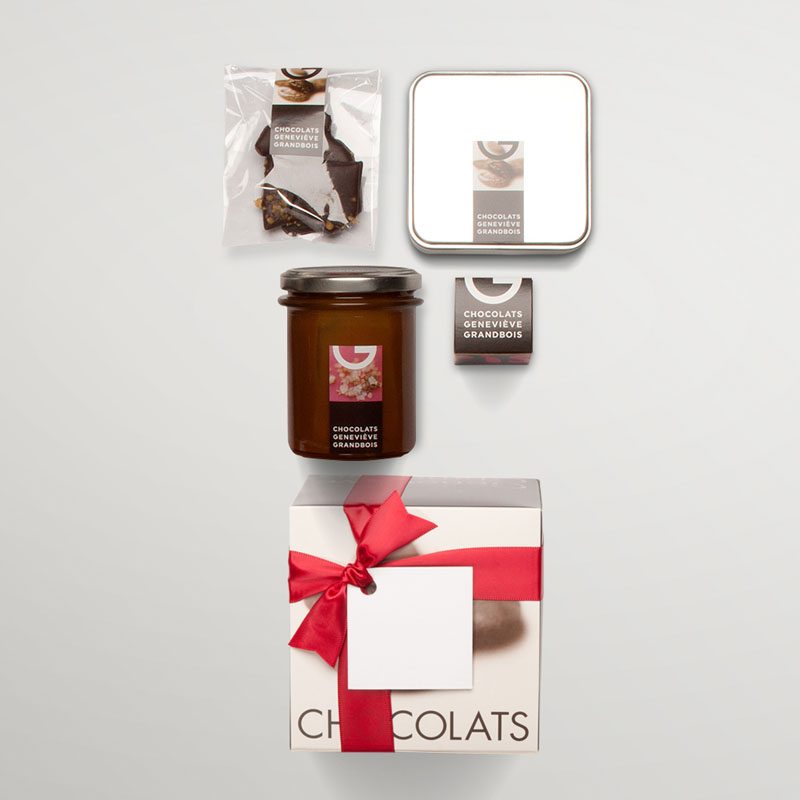 <p>Boîte-cadeau de quatre produits, <a href="https://www.chocolatsgg.com/produit/boite-cadeau-carton-4-produits/">Chocolats Geneviève Grandbois</a>, 47,85 $</p>
