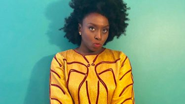 Chimamanda Ngozi Adichie: plaidoyer d&#8217;une féministe humaniste