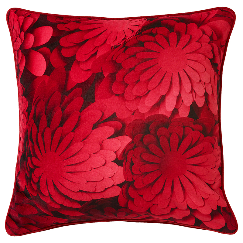 <p><a href="https://www.ikea.com/ca/fr/catalog/products/90416801/" target="_blank" rel="noopener"><span id="type" class="productType">Coussin rouge,</span></a><span id="type" class="productType"> collection </span><span id="name" class="productName" style="font-size: 14px;">VINTER 2018, </span><span id="type" class="productType" style="font-size: 14px;"></span><span id="price1" class="packagePrice" style="font-size: 14px;">19,99 $</span></p>
