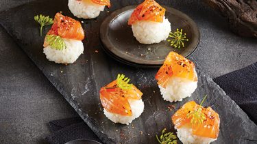 Onigiri  au gravlax  de saumon